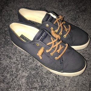 Sperry Sneakers
